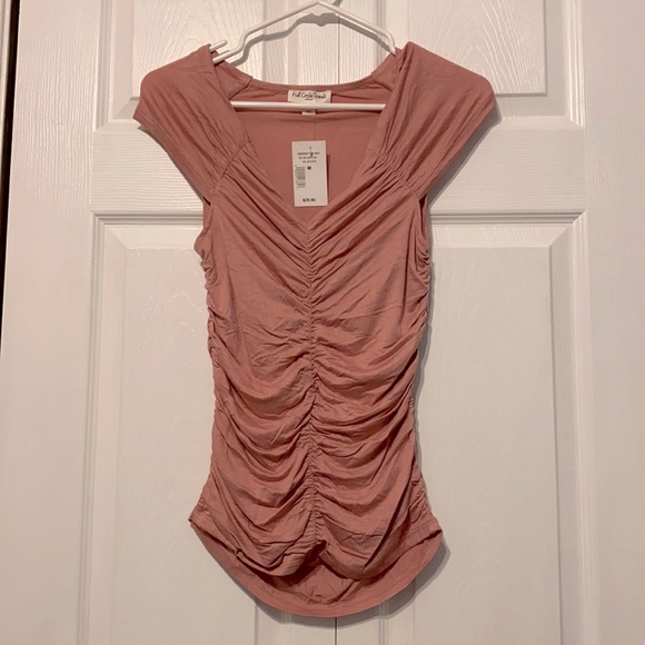 Rose pink top - Picture 1 of 2